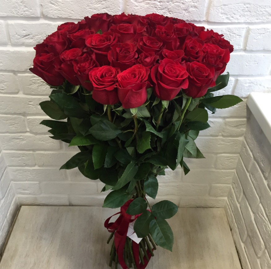 Букет Красные розы Гран При в Ходаево