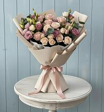 Букет цветов из:  Розы и Лизиантусы в Ходаево