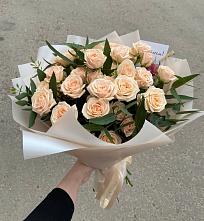 Букет Кремовые розы Латте в Ходаево
