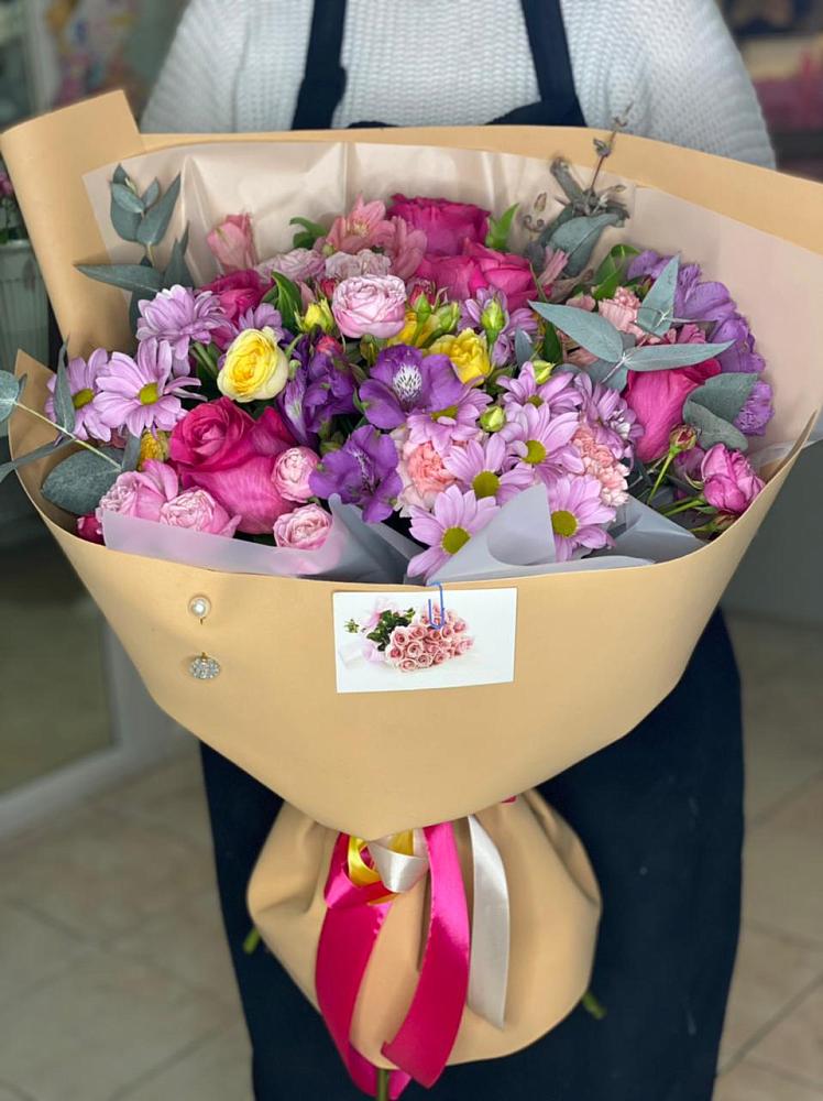 Букет цветов из: Хризантемы, Гвоздики и Альстромерии в Ходаево