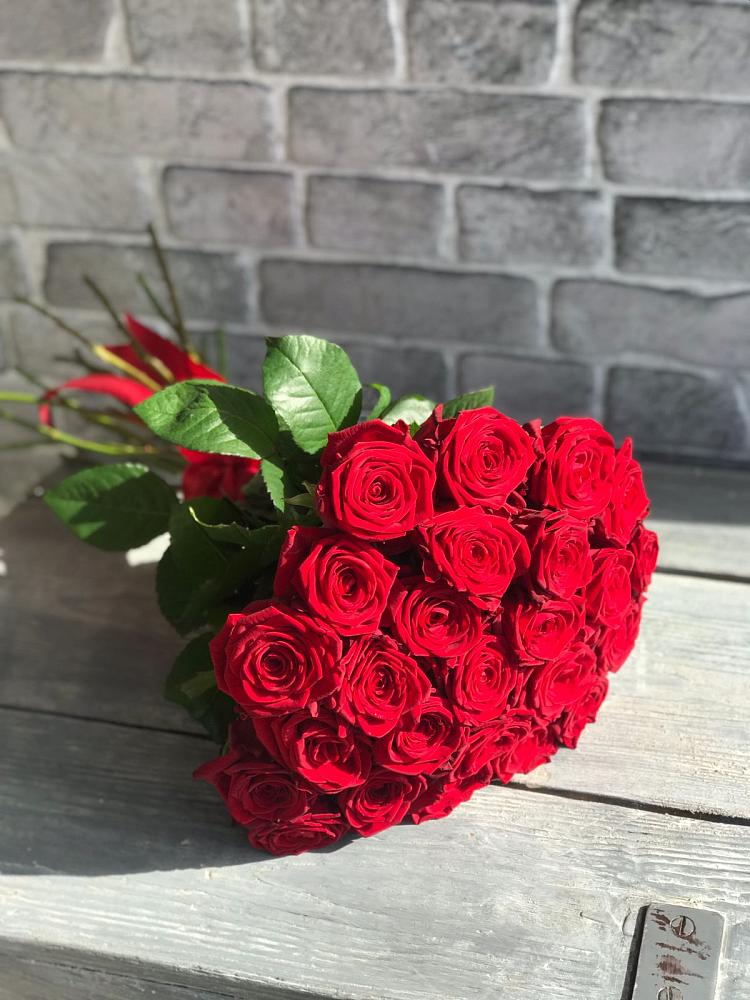 Букет Красные розы Фридом в Ходаево