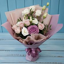 Букет цветов из:  Розы и Лизиантусы в Ходаево