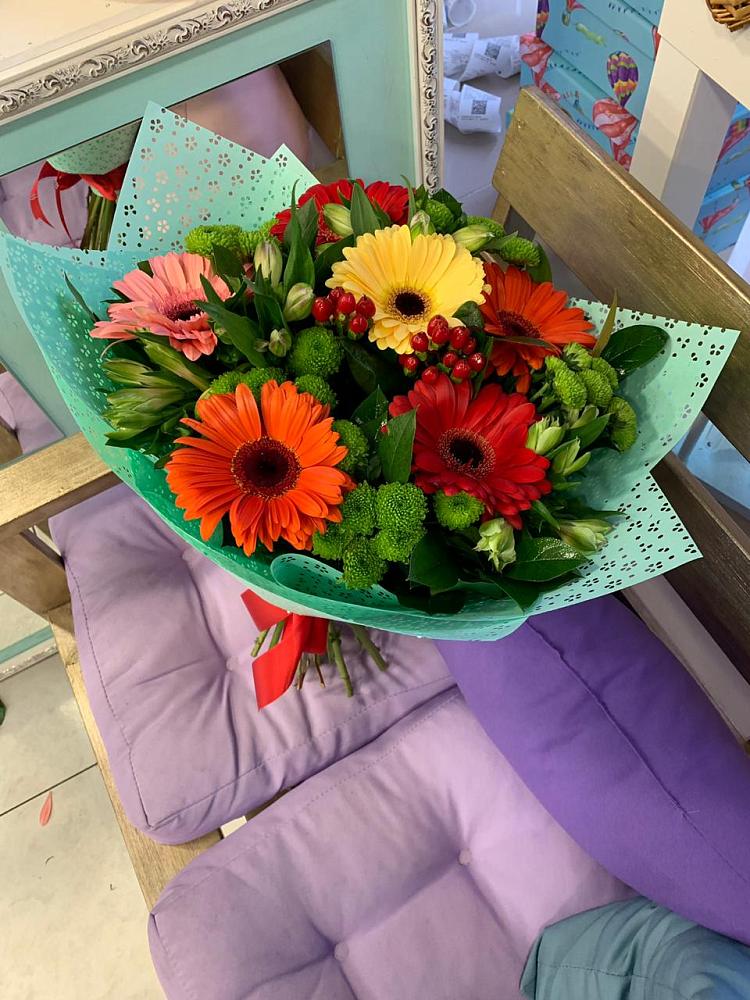 Букет цветов из: Герберы, Хризантемы и Альстромерии в Ходаево