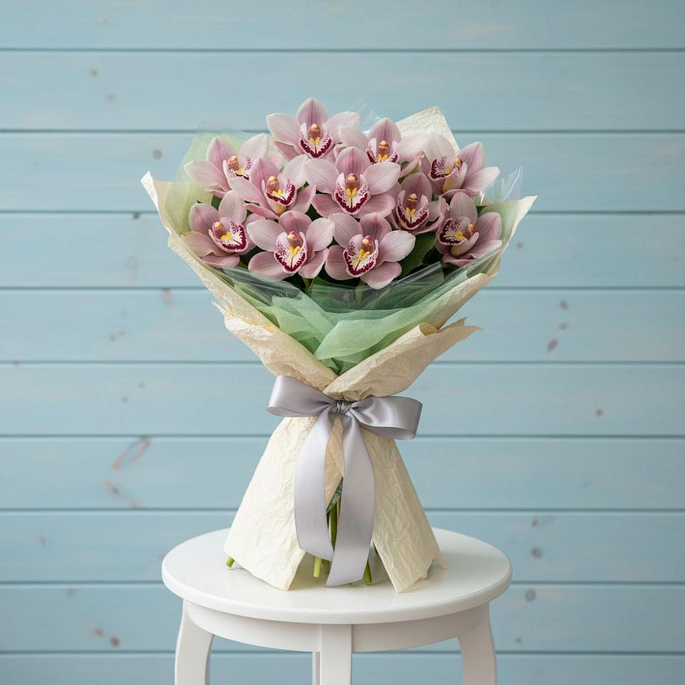 Букет цветов из: Орхидеи и Розы в Ходаево