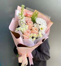 Букет цветов из:  Хризантемы и Розы в Ходаево