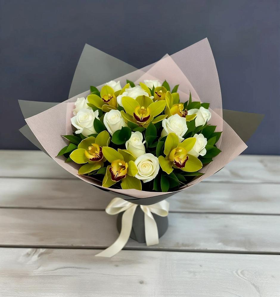 Букет цветов из: Орхидеи и Розы в Ходаево