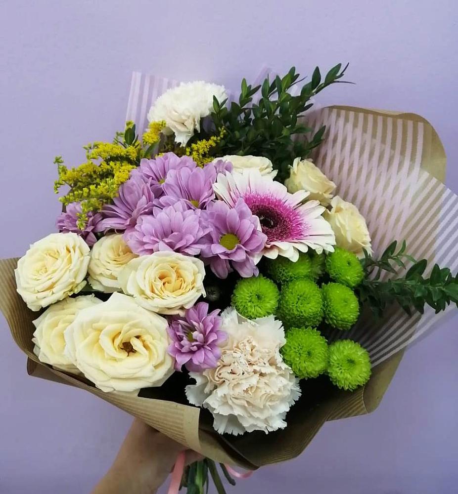 Букет цветов из: Хризантемы, Розы, Гвоздики и Герберы в Ходаево