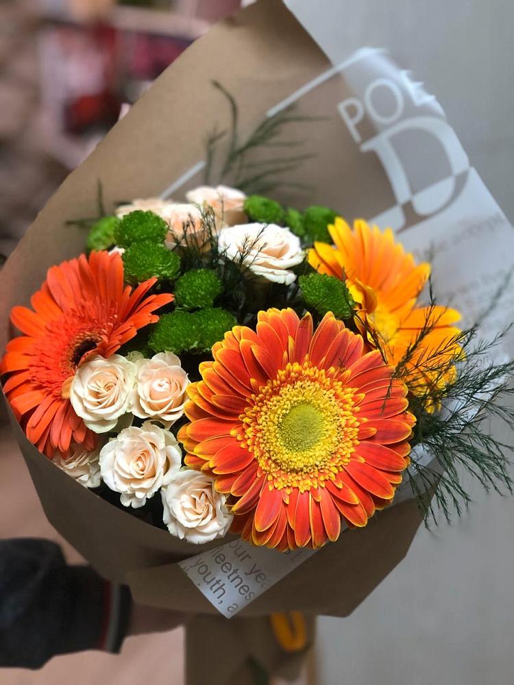 Букет цветов из: Герберы, Хризантемы и Розы в Ходаево
