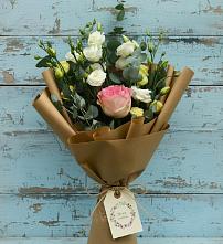 Букет цветов из:  Розы и Лизиантусы в Ходаево