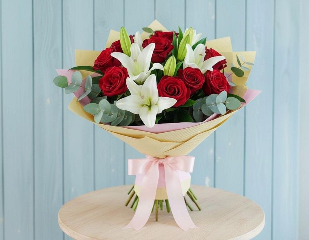 Букет цветов из: Лилии и Розы в Ходаево